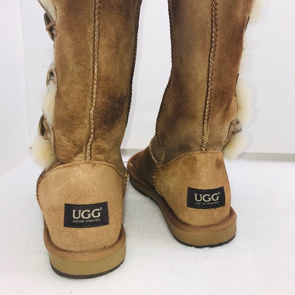 UGG Australia Boots - Picture 7 of 11